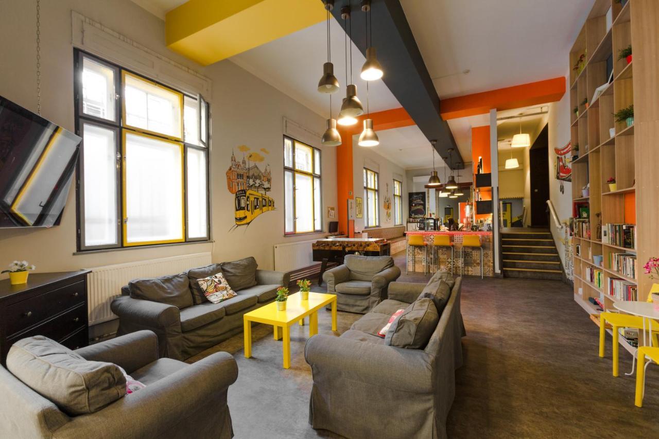 Goodmo House Hostel Будапеща Екстериор снимка
