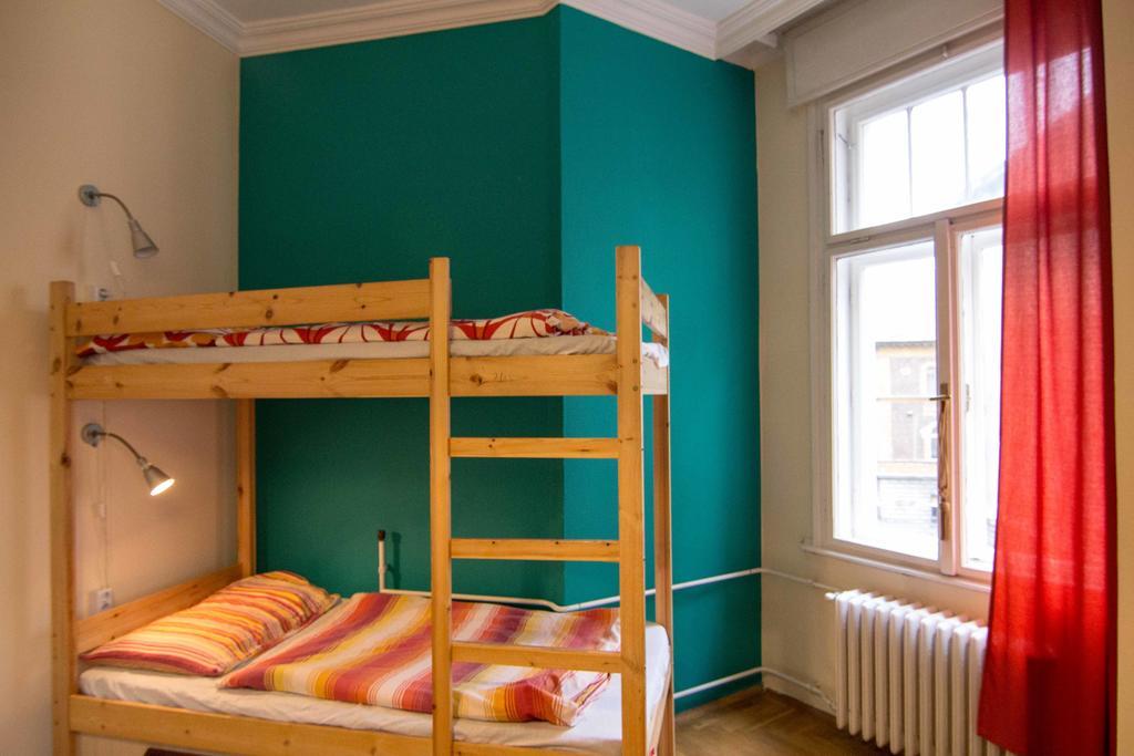 Goodmo House Hostel Будапеща Стая снимка