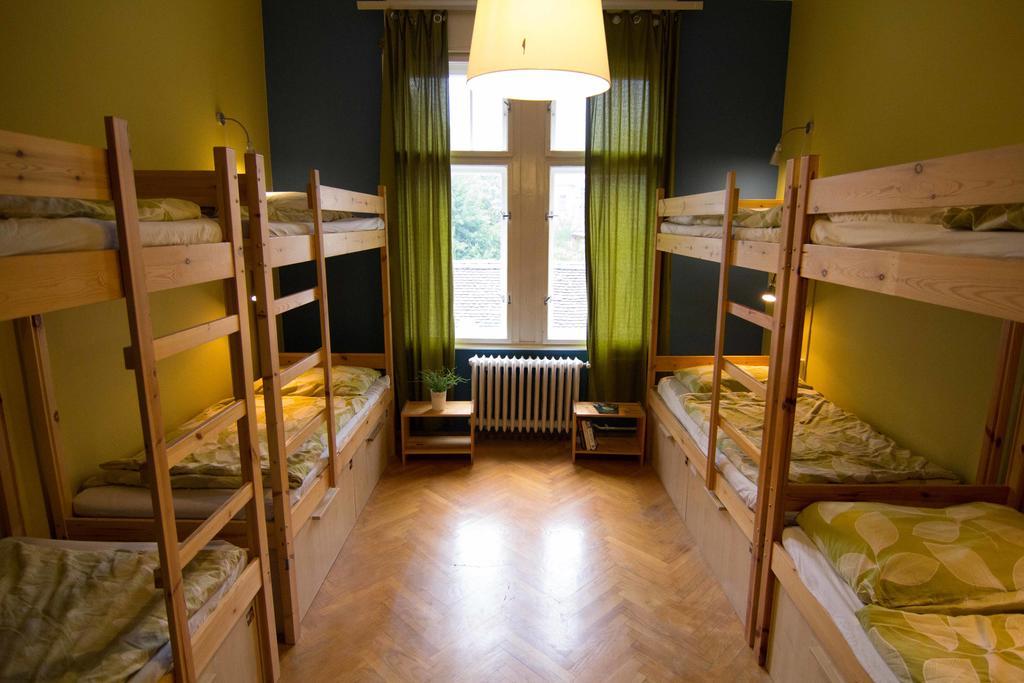 Goodmo House Hostel Будапеща Стая снимка