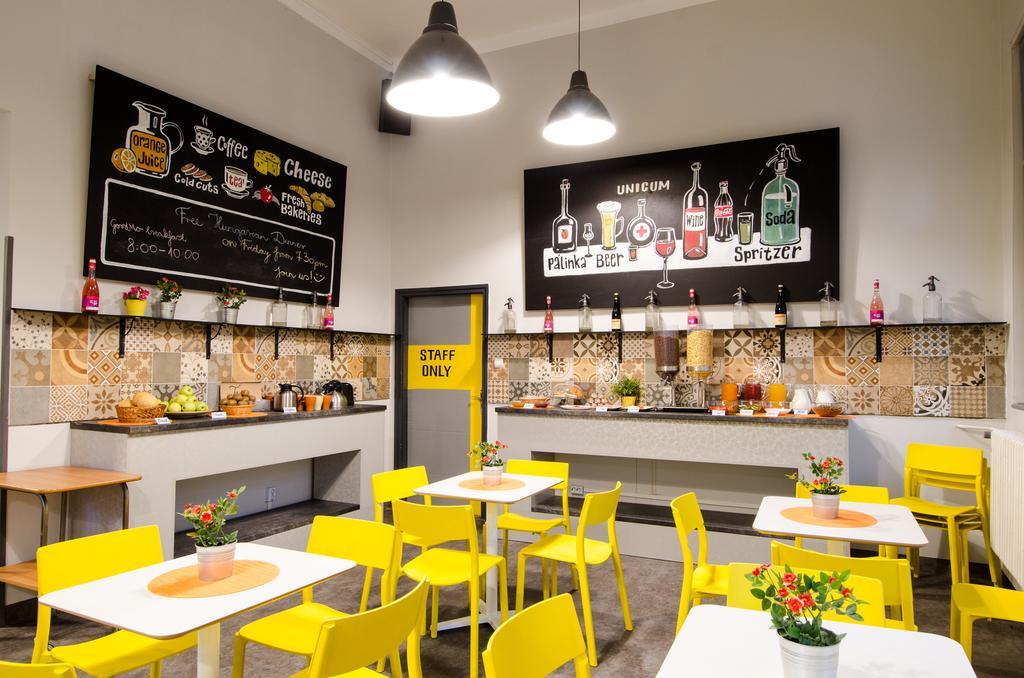 Goodmo House Hostel Будапеща Екстериор снимка