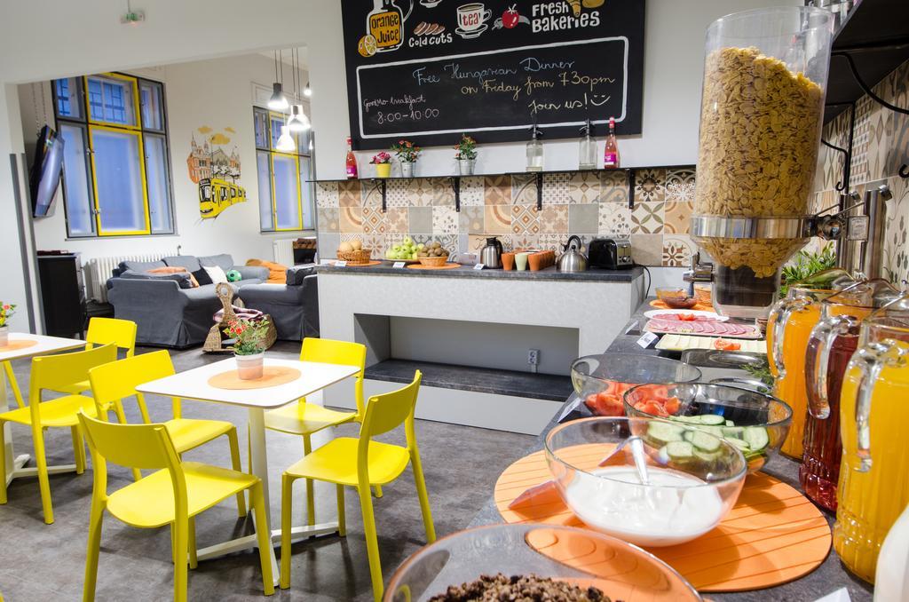 Goodmo House Hostel Будапеща Екстериор снимка