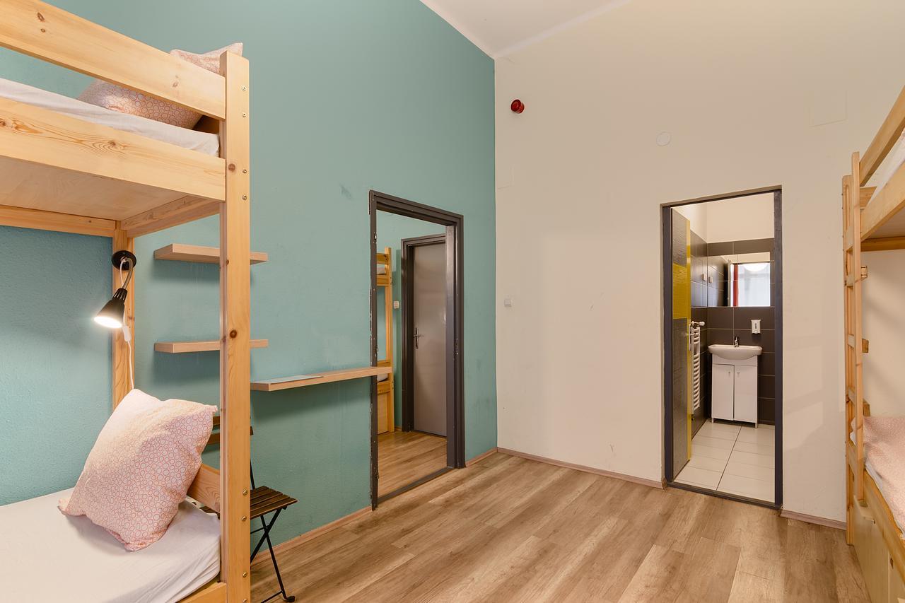 Goodmo House Hostel Будапеща Екстериор снимка