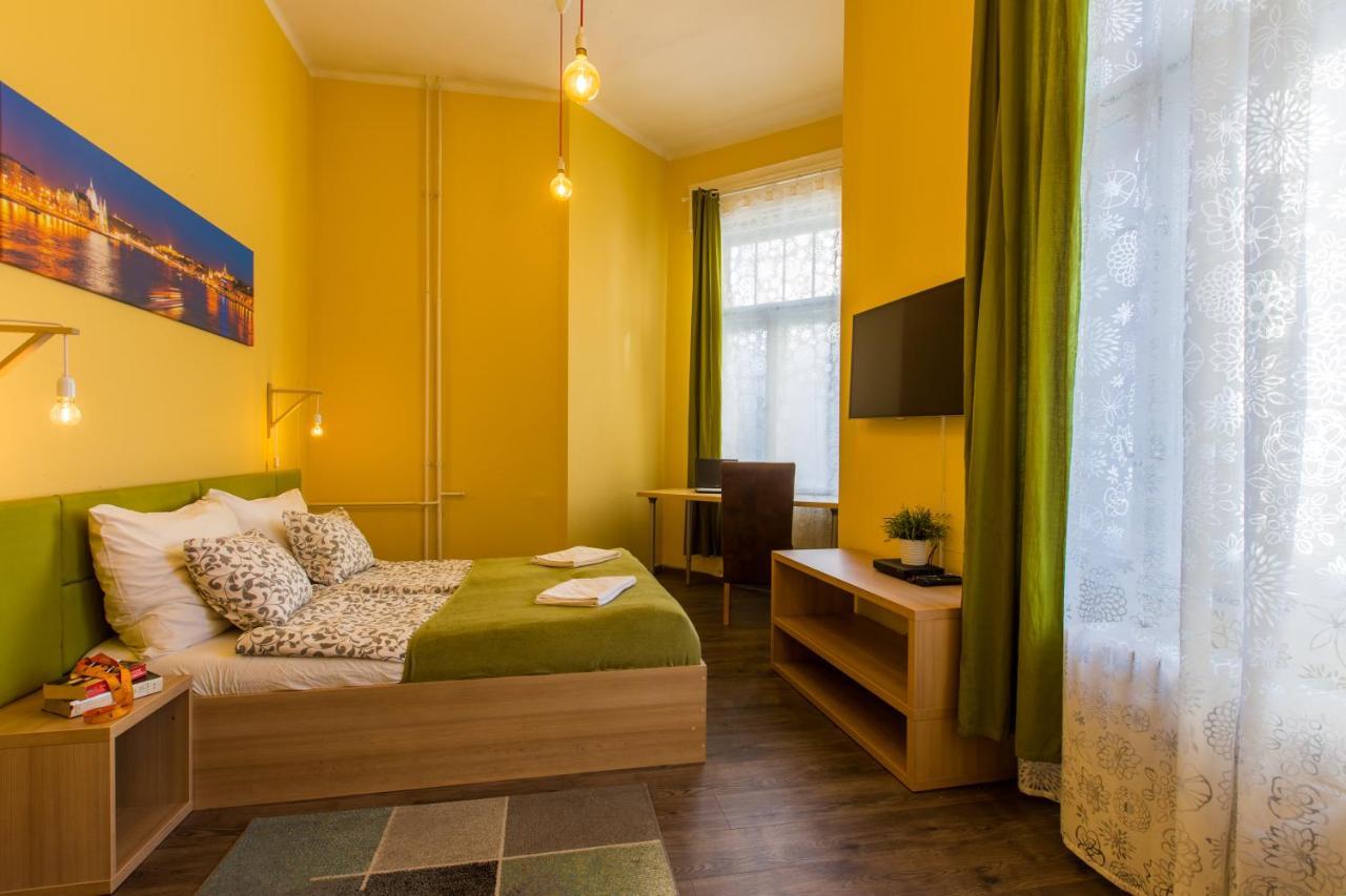 Goodmo House Hostel Будапеща Екстериор снимка