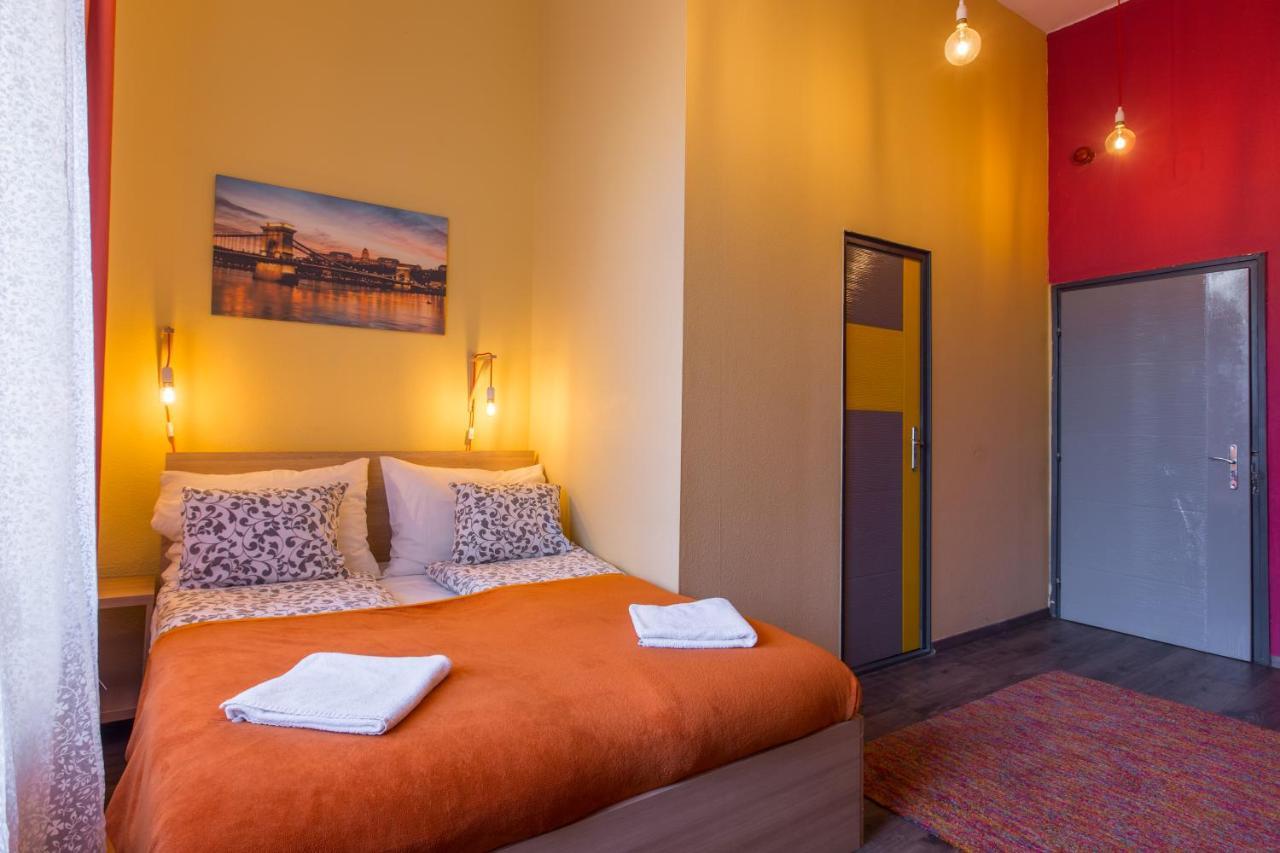 Goodmo House Hostel Будапеща Екстериор снимка